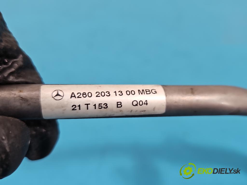 Mercedes A W177 2018- 2.0 T 306KM automatic 225 kW 1991 cm3 4- trubka systému chłodzenia A1775010902