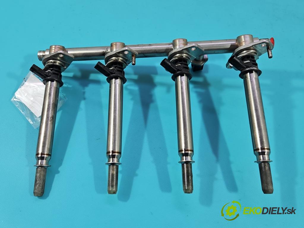 Mercedes A W177 2018- 2.0 T 306KM automatic 225 kW 1991 cm3 4- vstrek 0261500805 (Vstrekovač paliva)