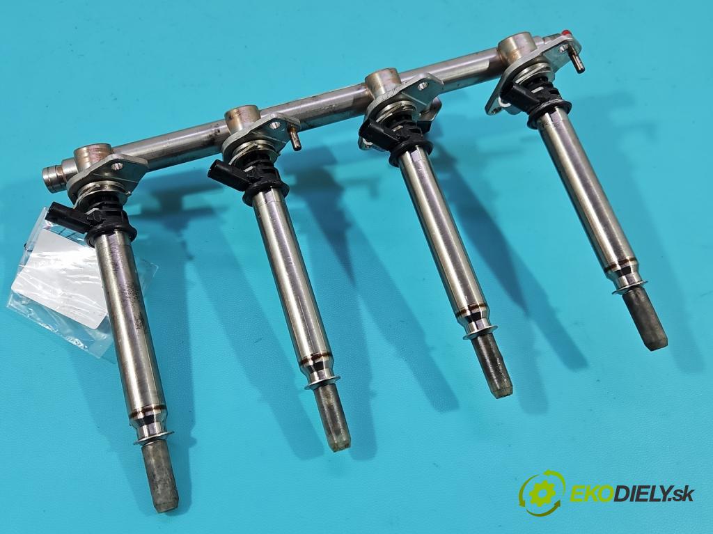 Mercedes A W177 2018- 2.0 T 306KM automatic 225 kW 1991 cm3 4- vstrek 0261500805 (Vstrekovač paliva)