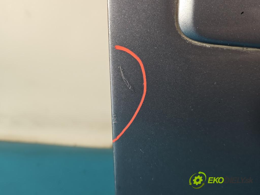 Opel Meriva A 2002-2010 1.6 16V 105 hp automatic 77 kW 1598 cm3 5- dveře přední levé  (Klika dveří ostatní)