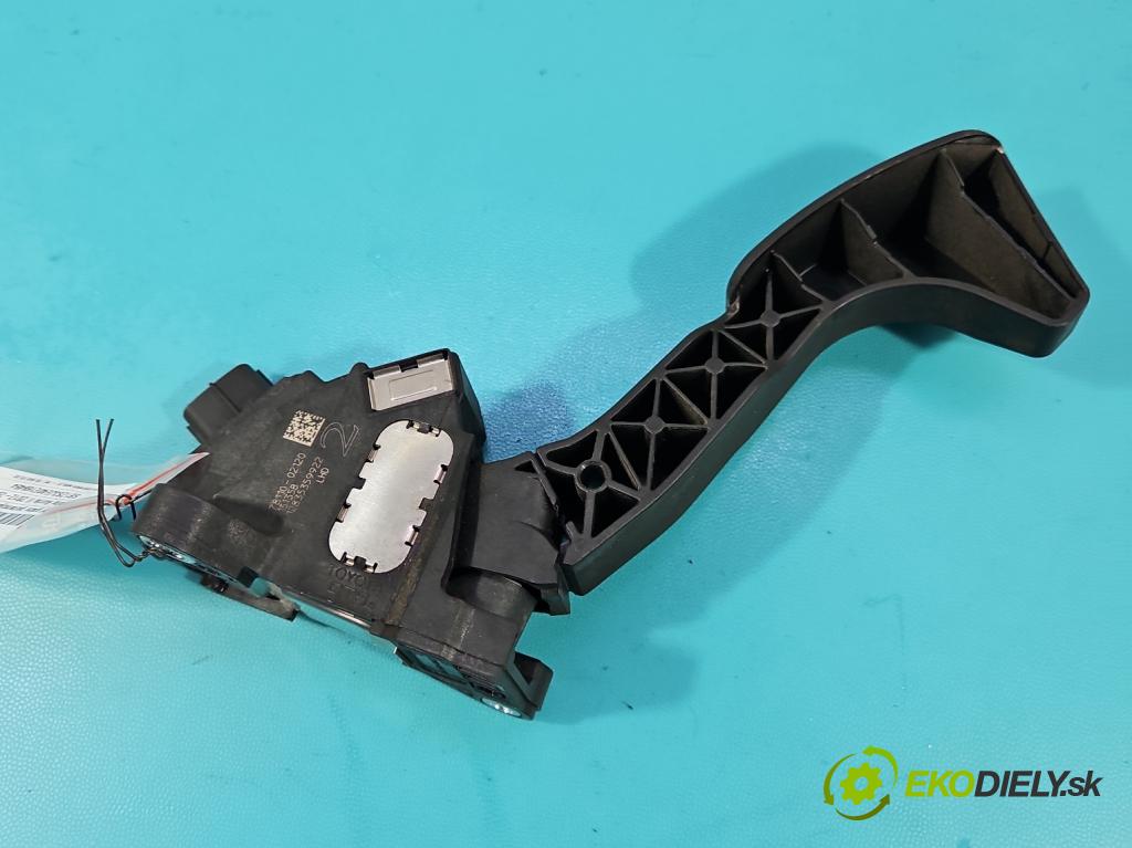 Toyota Auris II 2012-2018 1.8 16V 99 hp automatic 73 kW 1798 cm3 5- pedal plyn: potenciometr: 78110-02120