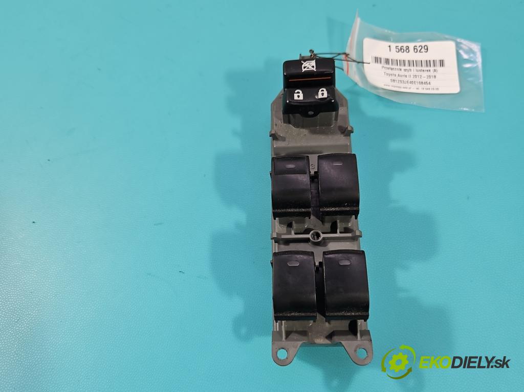 Toyota Auris II 2012-2018 1.8 16V 99 HP automatic 73 kW 1798 cm3 5- prepínač okien spätných zrkadiel 515220