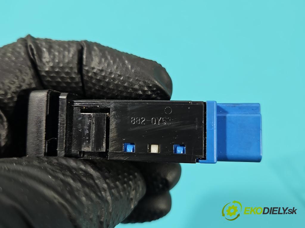 Toyota Auris II 2012-2018 1.8 16V 99 hp automatic 73 kW 1798 cm3 5- Přepínač 191690