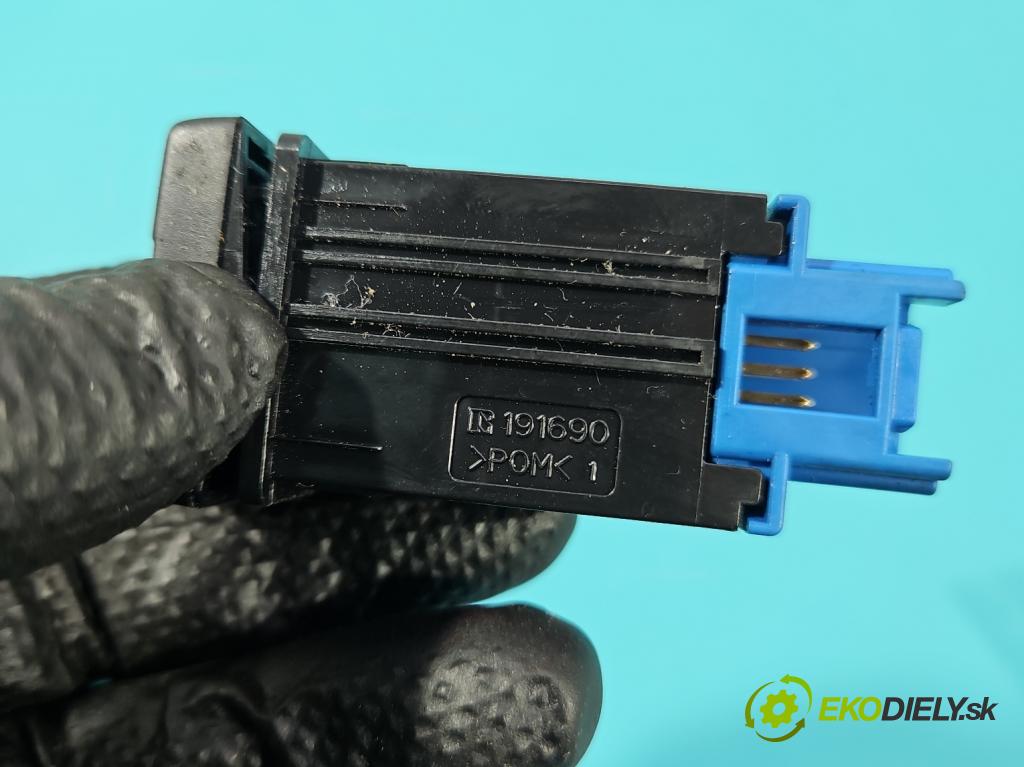 Toyota Auris II 2012-2018 1.8 16V 99 hp automatic 73 kW 1798 cm3 5- Přepínač 191690