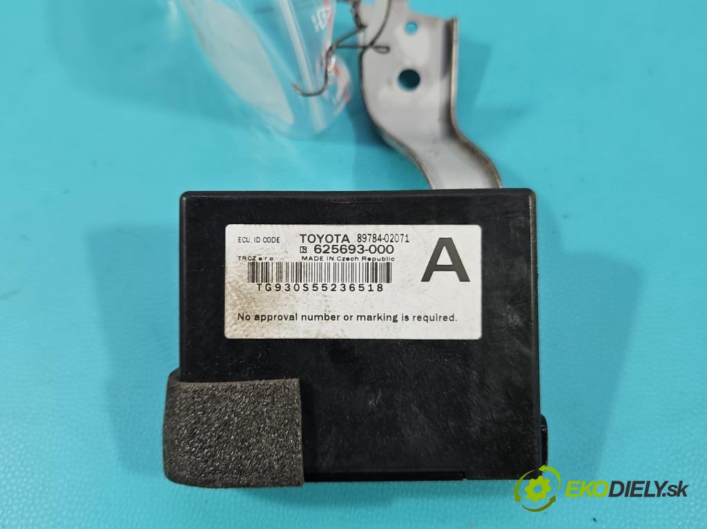 Toyota Auris II 2012-2018 1.8 16V 99 HP automatic 73 kW 1798 cm3 5- riadiaca jednotka ostatné 89784-02071