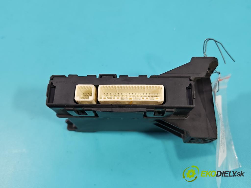 Toyota Auris II 2012-2018 1.8 16V 99 HP automatic 73 kW 1798 cm3 5- riadiaca jednotka ostatné 88650-02F10