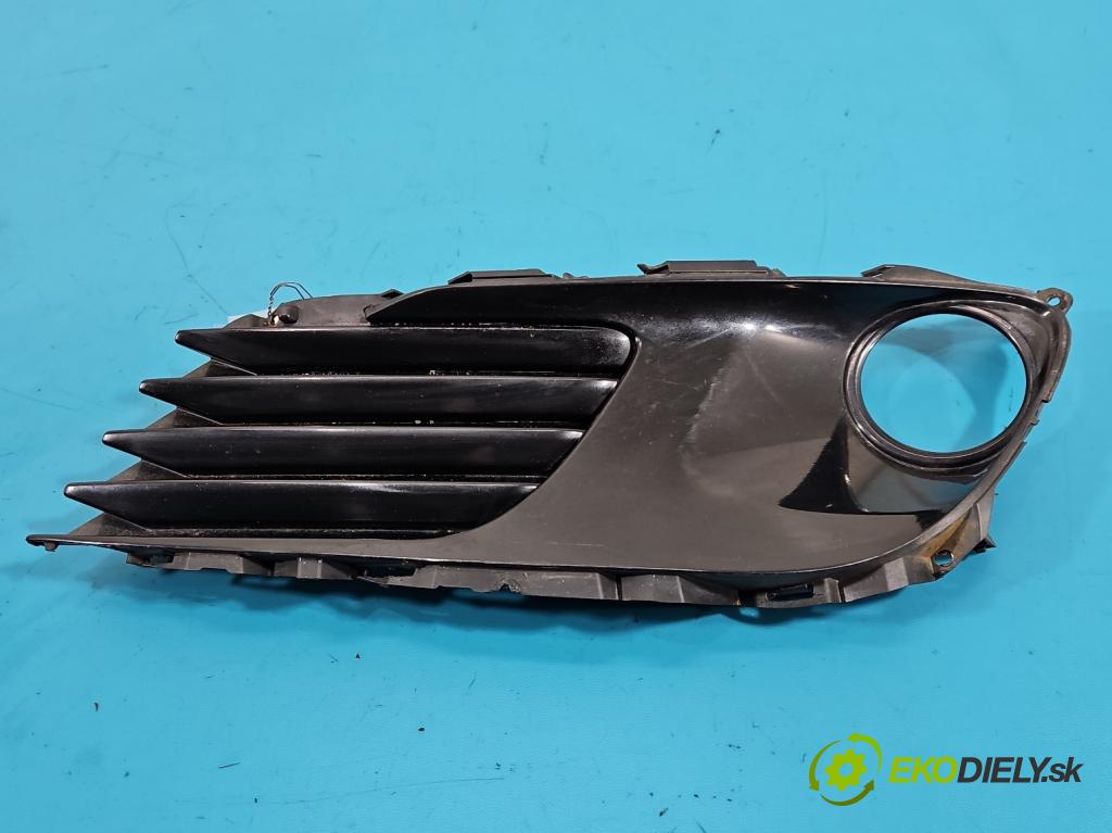 Toyota Auris II 2012-2018 1.8 16V 99 HP automatic 73 kW 1798 cm3 5- blenda mriežka: nárazník pravé 52030-02210