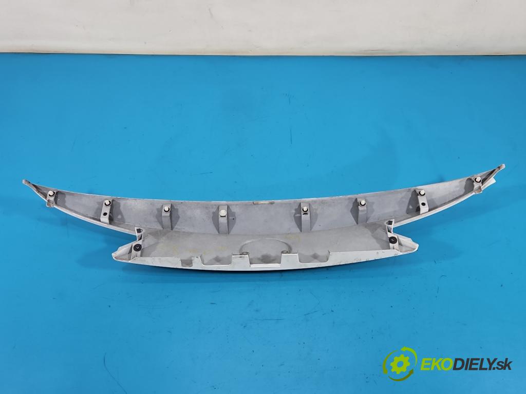 Toyota Auris II 2012-2018 1.8 16V 99 hp automatic 73 kW 1798 cm3 5- zaslepka: zadní 76811-02830