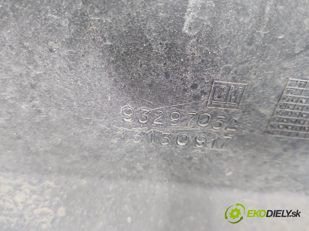 Opel Meriva A 2002-2010 1.6 16V 105 HP automatic 77 kW 1598 cm3 5- nárazník zadné 93297032 (Kľučka dverí ostatné)