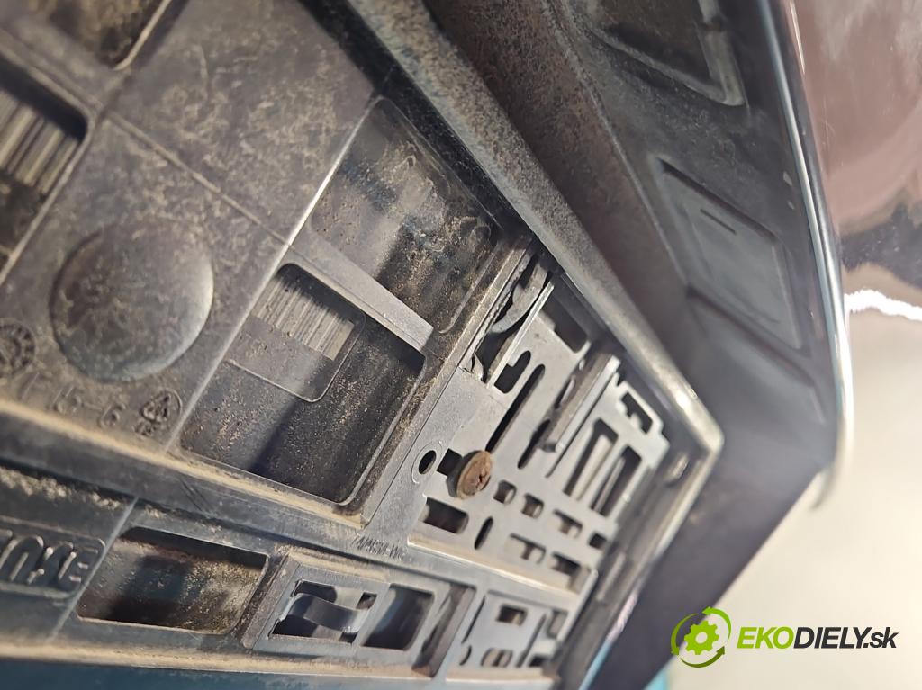 Bmw X5 E70 2006-2013 3.0d 245KM automatic 180 kW 2993 cm3 5- zadna kufor  (Kapota zadná (kufor))