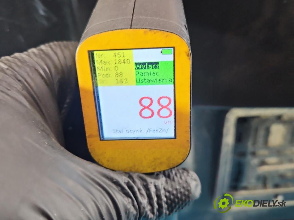 Bmw X5 E70 2006-2013 3.0d 245KM automatic 180 kW 2993 cm3 5- zadna kufor  (Kapota zadná (kufor))