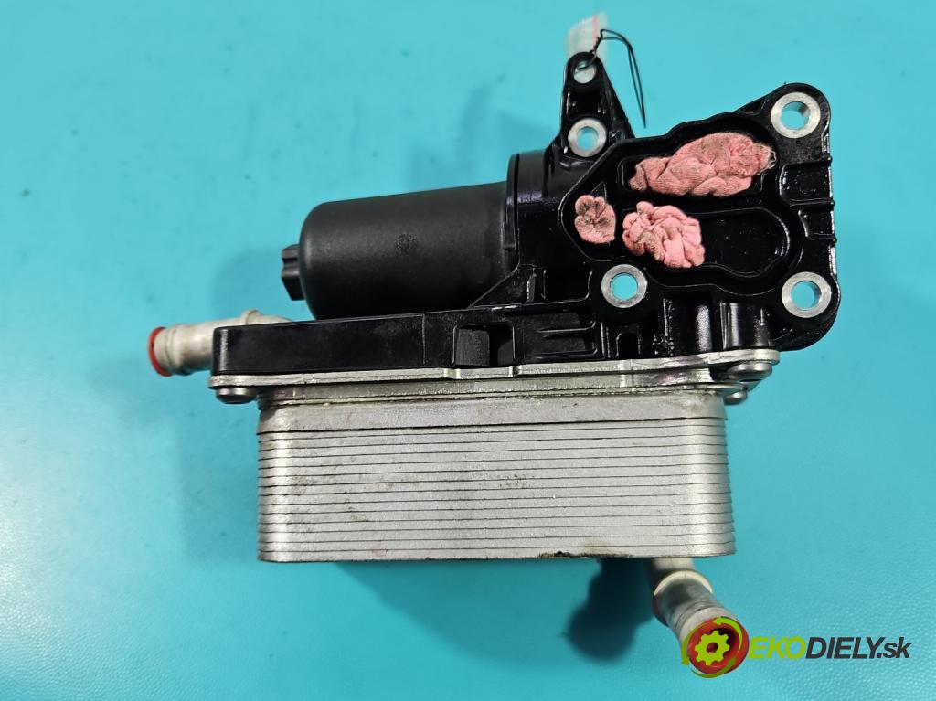 Mercedes A W177 2018- 2.0 T 306KM automatic 225 kW 1991 cm3 4- Chladič olej: A2465010101