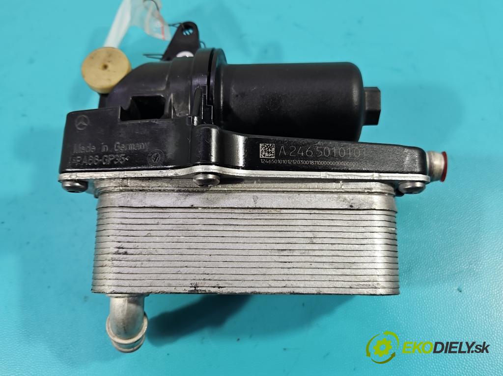 Mercedes A W177 2018- 2.0 T 306KM automatic 225 kW 1991 cm3 4- Chladič olej: A2465010101