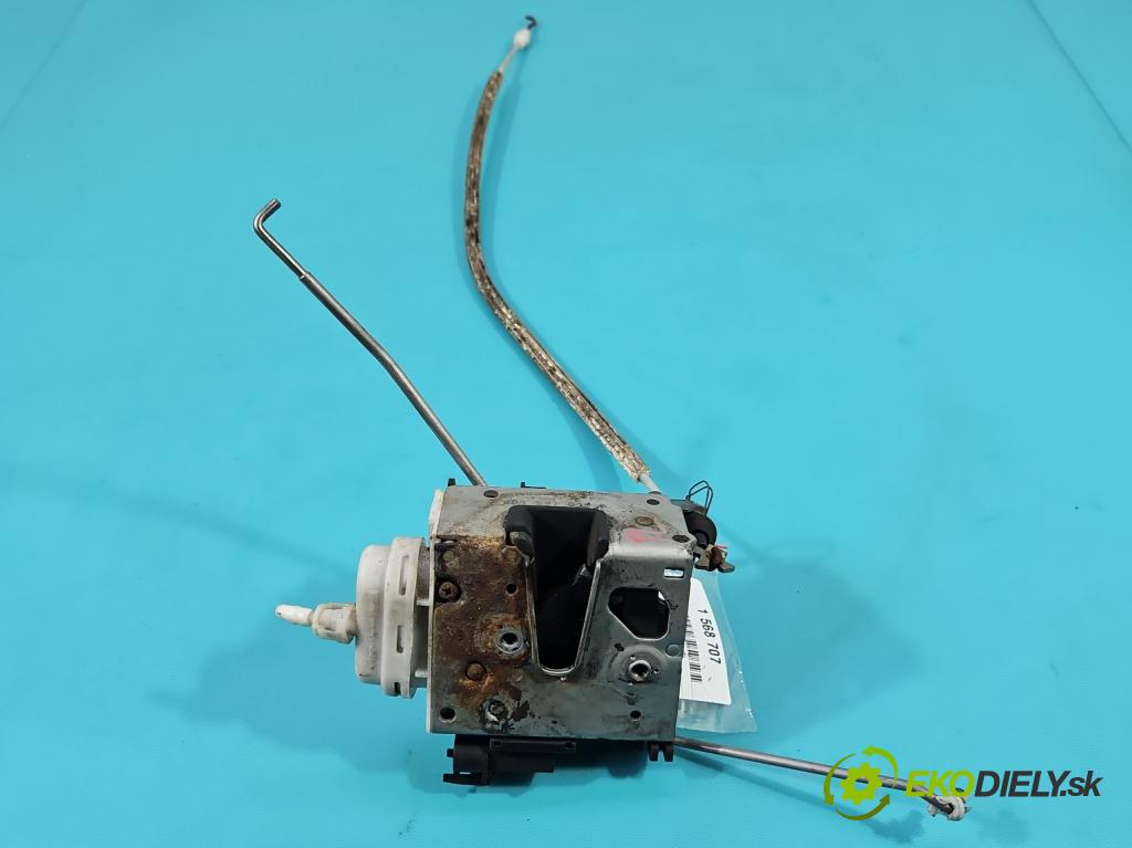 Audi A4 B5 1994-2001 1.8 20V 125 hp manual 92 kW 1781 cm3 5- zámek přední levý 8D1837015B