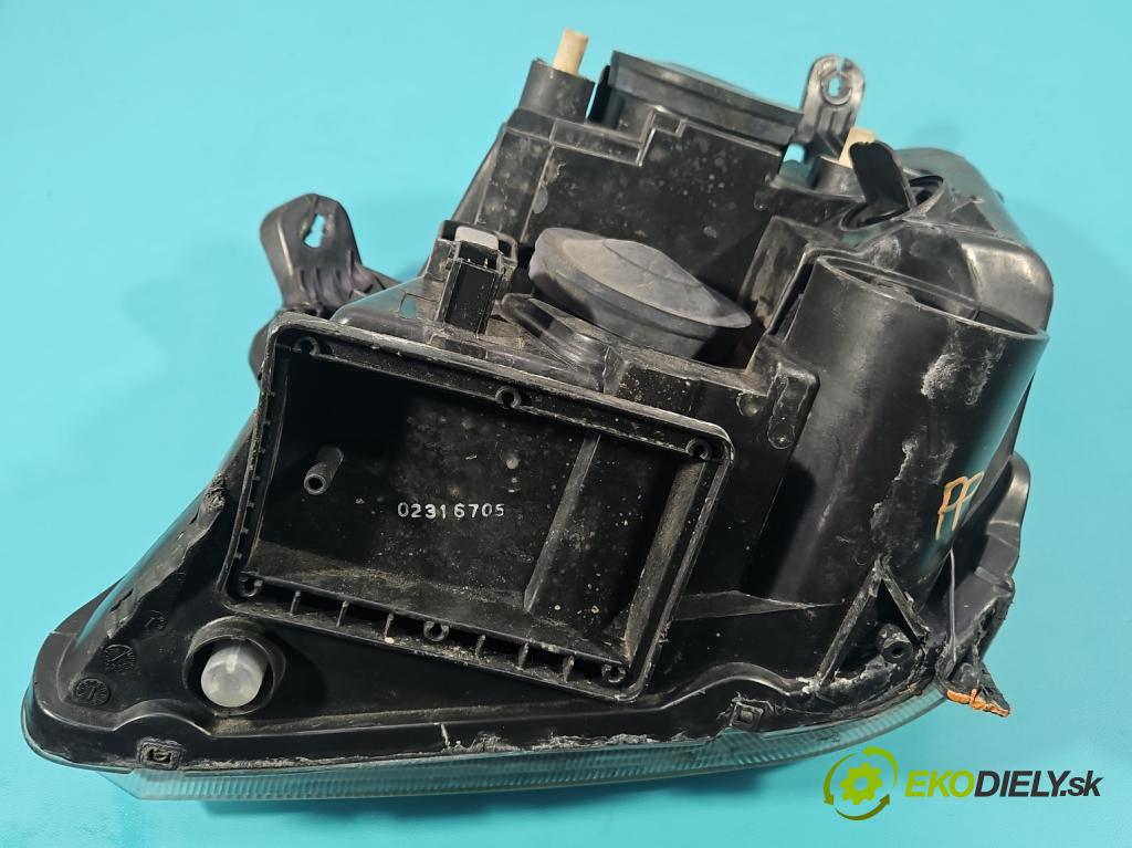 Opel Meriva A 2002-2010 1.6 16V 105 hp automatic 77 kW 1598 cm3 5- světlo pravý  (Pravé přední světlo)