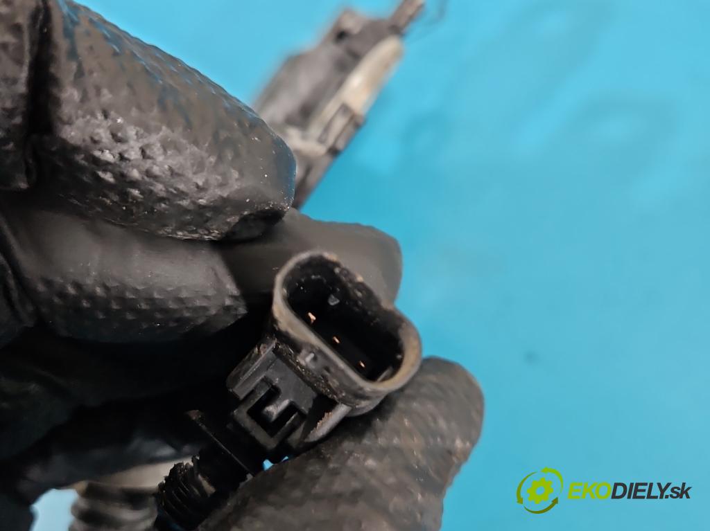 Mercedes A W177 2018- 2.0 T 306KM automatic 225 kW 1991 cm3 4- Zväzok: akumulatora A1775406500