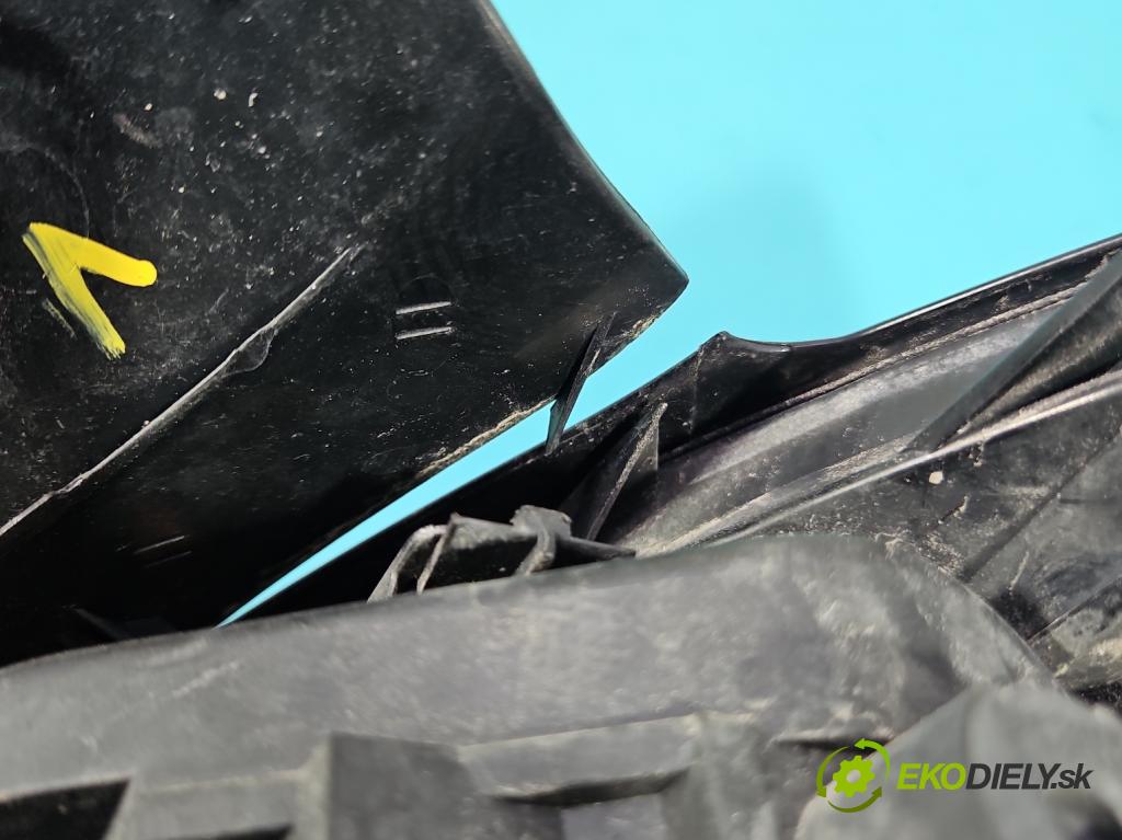 Opel Astra III 2004-2014 1.7 cdti 80 hp manual 59 kW 1686 cm3 5- světlo zadní levé  (Klika dveří ostatní)