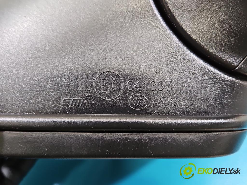 Opel Astra V  2015-2022 1.4 T 125 HP manual 92 kW 1399 cm3 5- zrkadlo pravé  (Kľučka dverí ostatné)