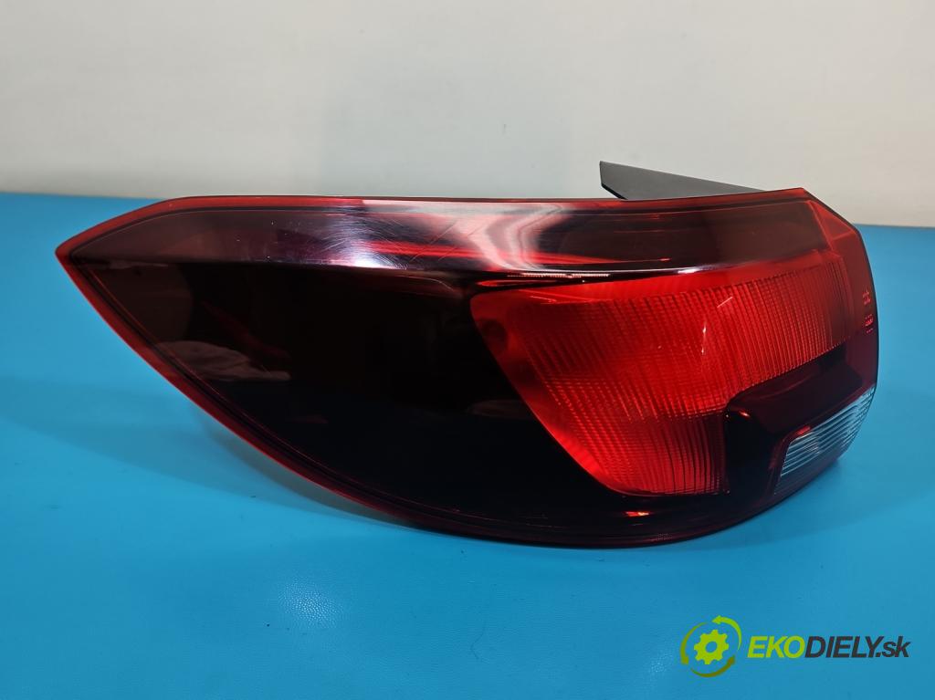 Opel Astra V  2015-2022 1.4 T 125 hp manual 92 kW 1399 cm3 5- světlo zadní levé 39077374 (Klika dveří ostatní)