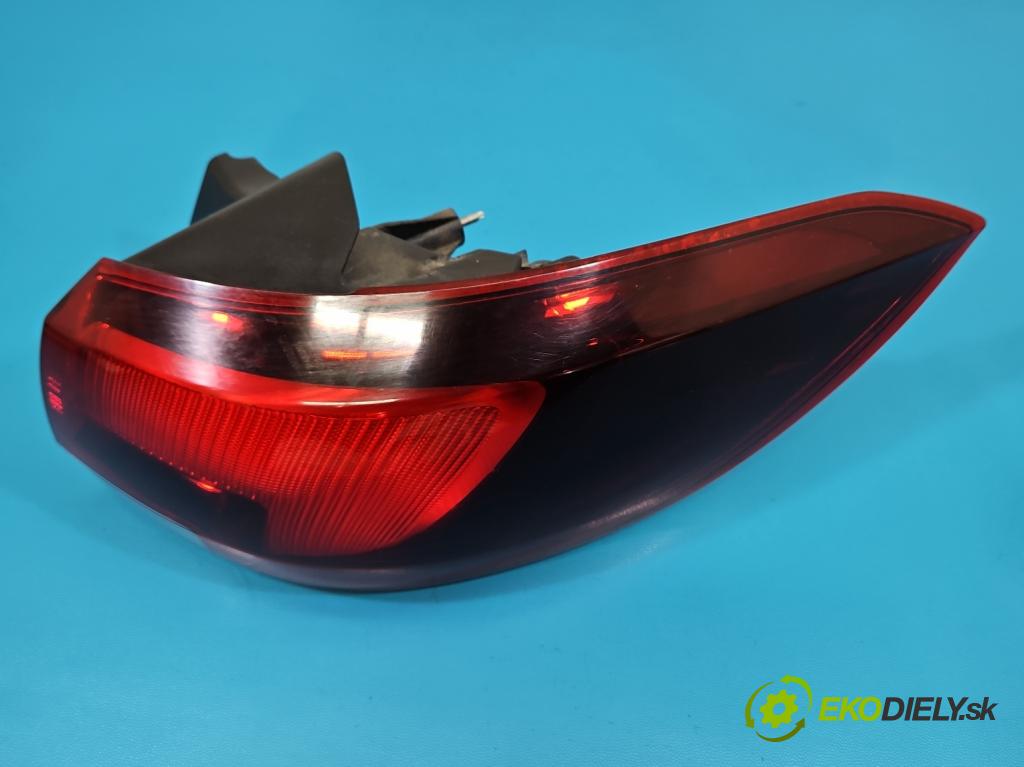 Opel Astra V  2015-2022 1.4 T 125 hp manual 92 kW 1399 cm3 5- světlo zadní pravé 39077375 (Klika dveří ostatní)