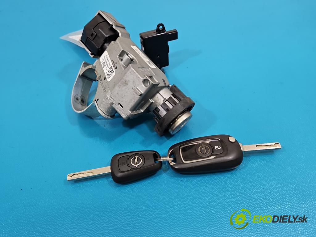 Opel Astra V  2015-2022 1.4 T 125 HP manual 92 kW 1399 cm3 5- Spínačka 39079938 (Spínacia skrinka)