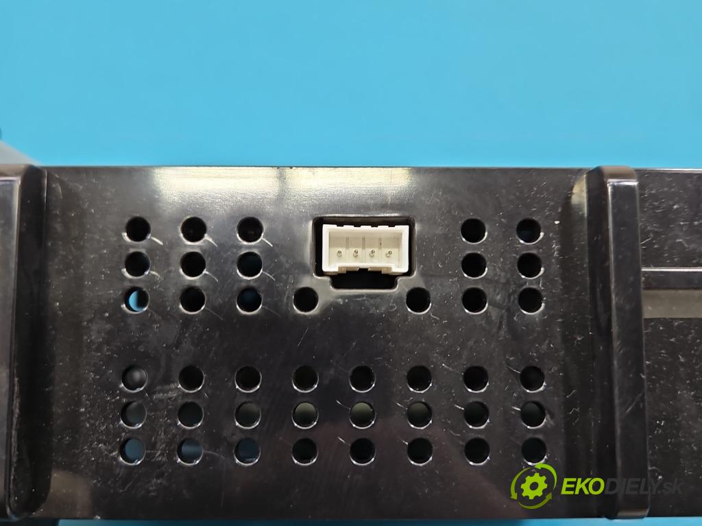 Opel Astra V  2015-2022 1.4 T 125 HP manual 92 kW 1399 cm3 5- Radio originál 42532870