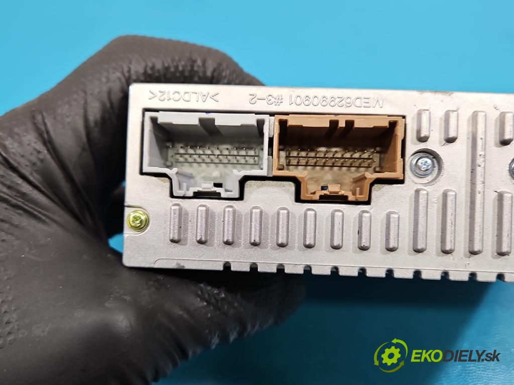 Opel Astra V  2015-2022 1.4 T 125 HP manual 92 kW 1399 cm3 5- Radio originál 42532870