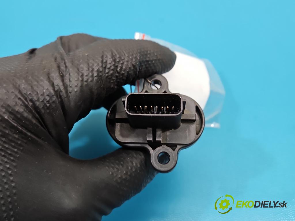 Opel Astra V  2015-2022 1.4 T 125 HP manual 92 kW 1399 cm3 5- průtokoměr: 0280218433 (Váha vzduchu)