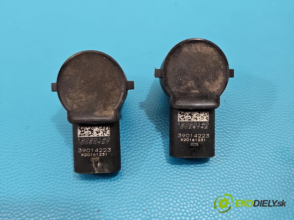 Opel Astra V  2015-2022 1.4 T 125 hp manual 92 kW 1399 cm3 5- snímač parkování 39108476