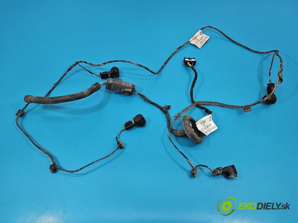 Opel Astra V  2015-2022 1.4 T 125 hp manual 92 kW 1399 cm3 5- snímač parkování 39108476