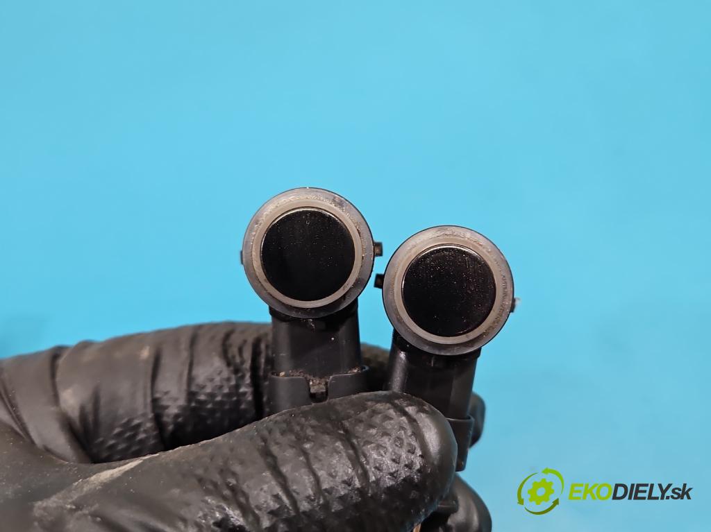 Opel Astra V  2015-2022 1.4 T 125 hp manual 92 kW 1399 cm3 5- snímač parkování 39108476