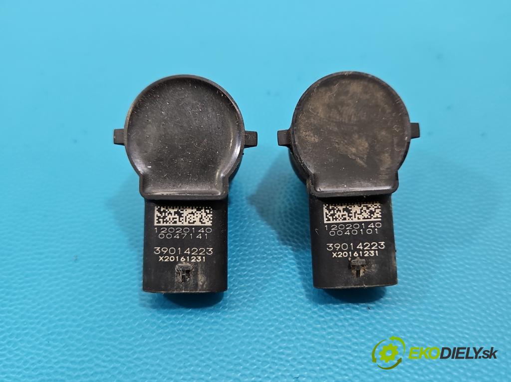 Opel Astra V  2015-2022 1.4 T 125 hp manual 92 kW 1399 cm3 5- snímač parkování 39108476