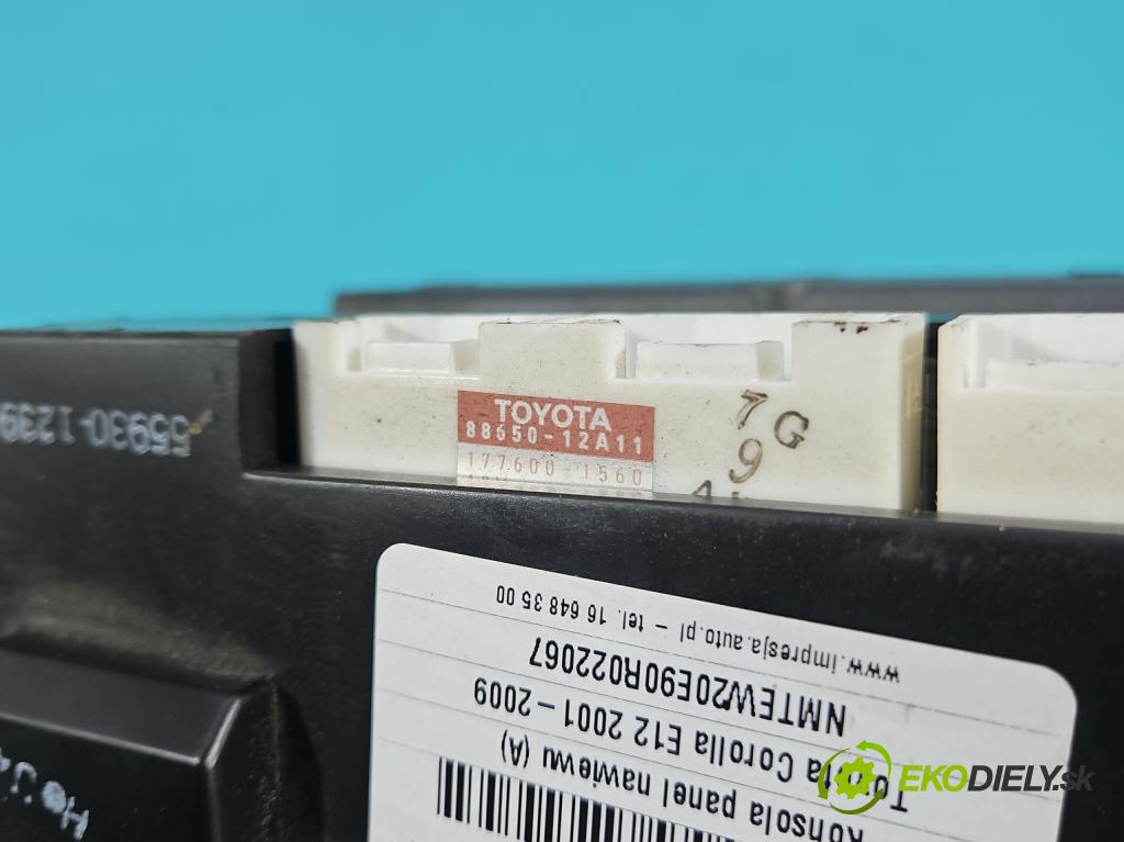 Toyota Corolla E12 2001-2009 2.0 D4D 116 HP manual 85 kW 1995 cm3 5- panel kúrenia 55411-1A240