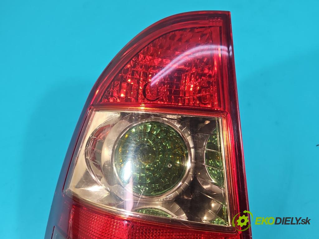 Toyota Corolla E12 2001-2009 2.0 D4D 116 hp manual 85 kW 1995 cm3 5- světlo zadní levé  (Klika dveří ostatní)