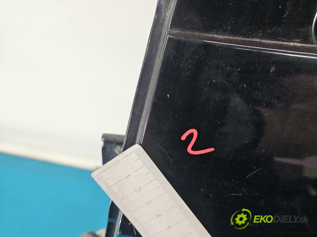 Hyundai Getz 1.1 8V 63 hp manual 46 kW 1086 cm3 5- dveře zadní levé  (Klika dveří ostatní)