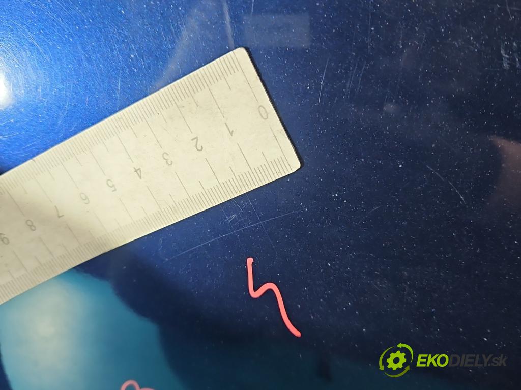 Toyota Corolla E12 2001-2009 2.0 D4D 116 hp manual 85 kW 1995 cm3 5- zadní kufrové dveře  (Zadní kapota (kufr))