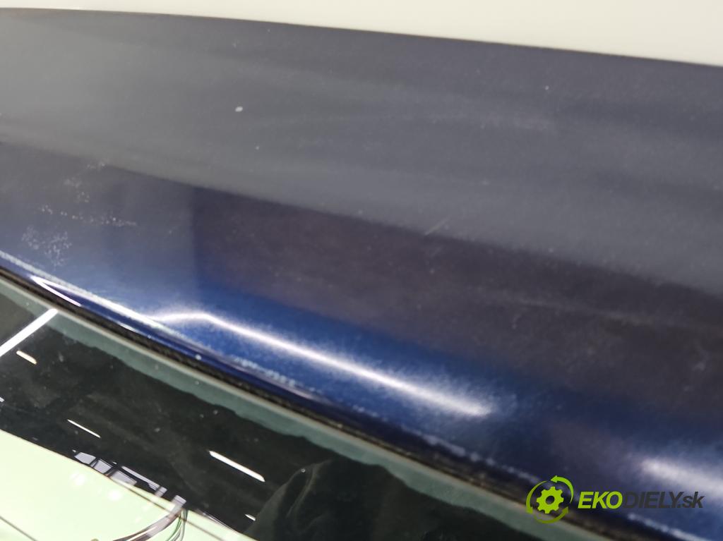 Toyota Corolla E12 2001-2009 2.0 D4D 116 hp manual 85 kW 1995 cm3 5- zadní kufrové dveře  (Zadní kapota (kufr))