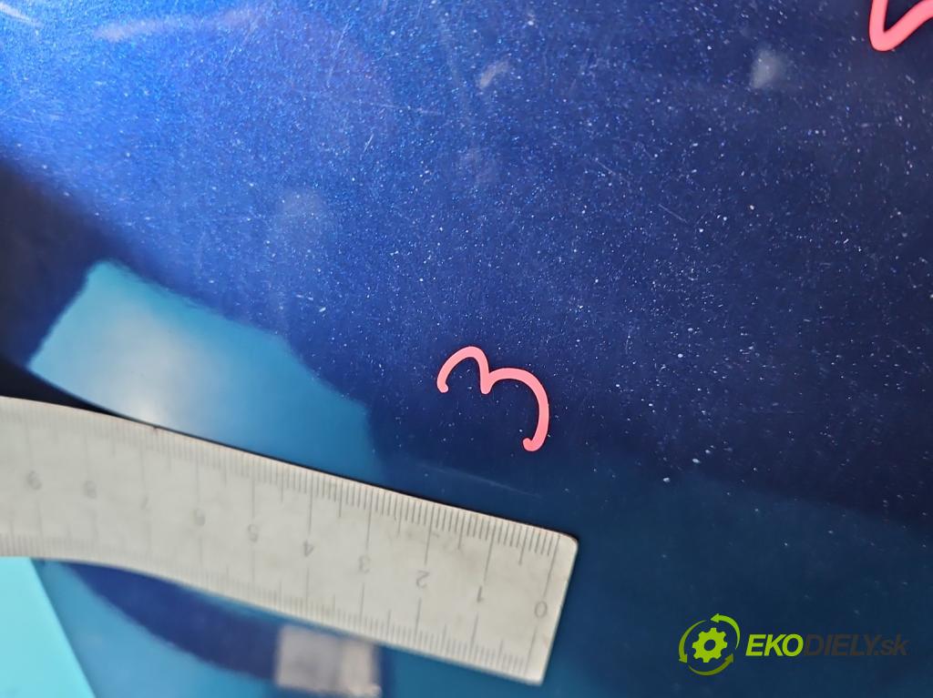 Toyota Corolla E12 2001-2009 2.0 D4D 116 hp manual 85 kW 1995 cm3 5- zadní kufrové dveře  (Zadní kapota (kufr))