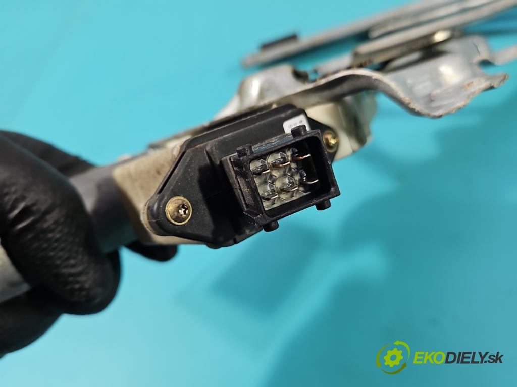 Toyota Corolla E12 2001-2009 2.0 D4D 116 HP manual 85 kW 1995 cm3 5- mechanizmus okna predné ľavý 993188