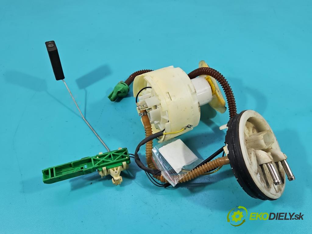 Audi A6 C5 1997-2004 2.4 V6 165 HP automatic 121 kW 2393 cm3 4- čerpadlo palivo 