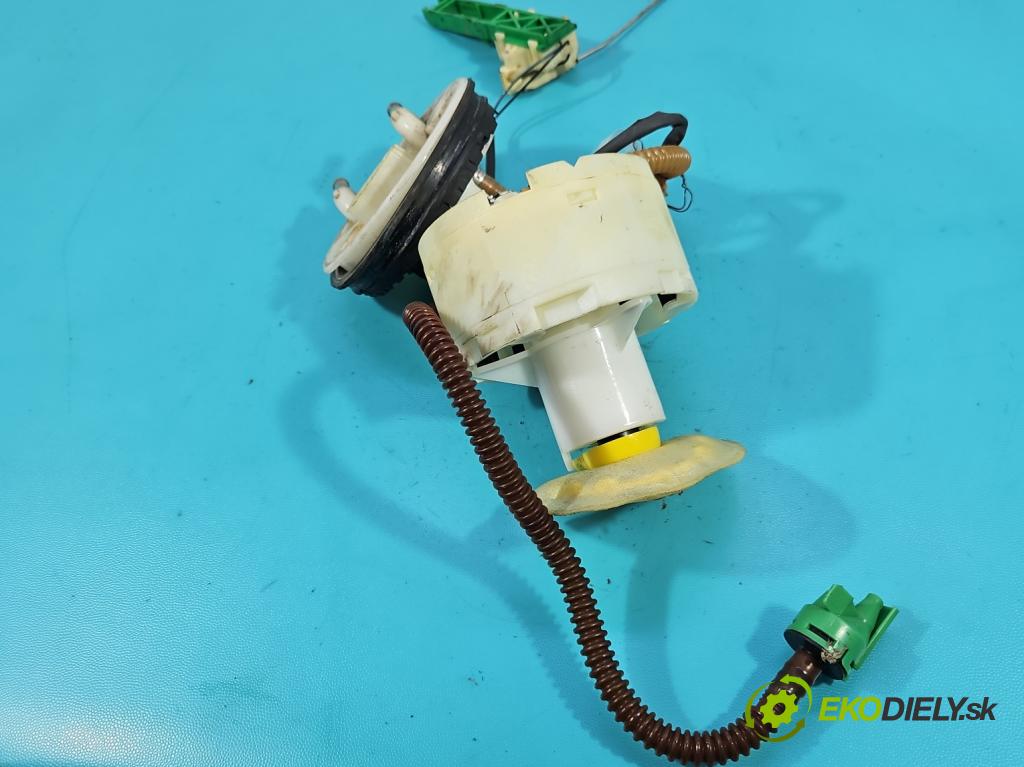 Audi A6 C5 1997-2004 2.4 V6 165 HP automatic 121 kW 2393 cm3 4- čerpadlo palivo