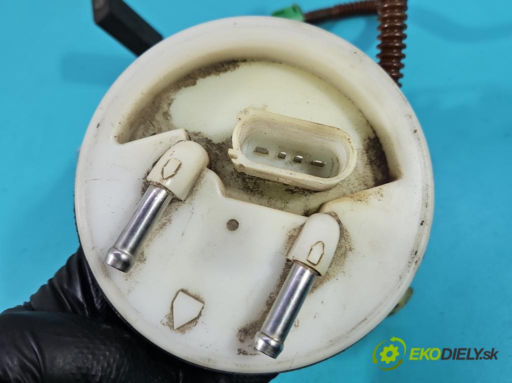 Audi A6 C5 1997-2004 2.4 V6 165 HP automatic 121 kW 2393 cm3 4- čerpadlo palivo