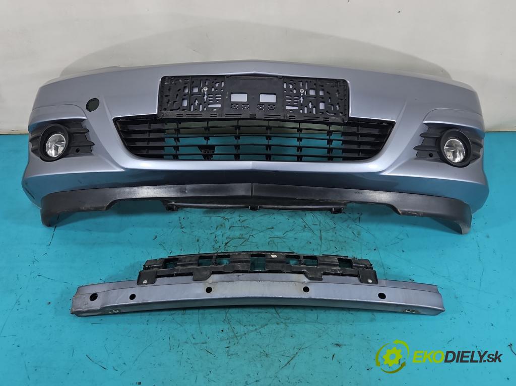 Opel Meriva A 2002-2010 1.6 16V 105 hp automatic 77 kW 1598 cm3 5- nárazník přední  (Klika dveří ostatní)