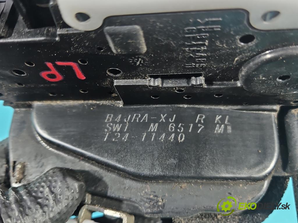 Nissan X-trail III T32 2013-2021 1.6 dci 131 hp automatic 96 kW 1598 cm3 5- zámek přední levý B4JRA-XJ