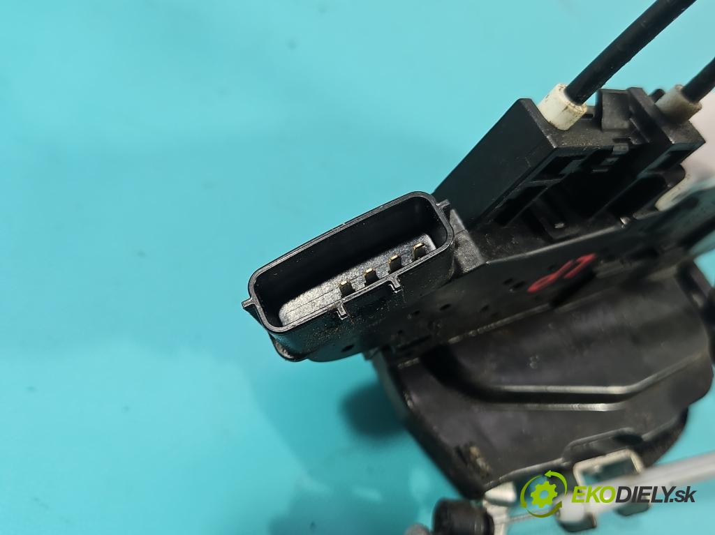 Nissan X-trail III T32 2013-2021 1.6 dci 131 hp automatic 96 kW 1598 cm3 5- zámek přední levý B4JRA-XJ