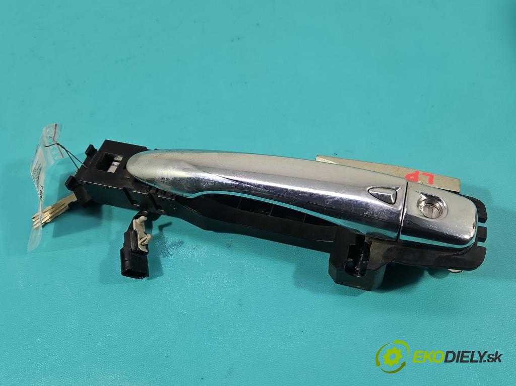 Nissan X-trail III T32 2013-2021 1.6 dci 131 hp automatic 96 kW 1598 cm3 5- klika přední levé  (Vnější přední levá klika dveří)