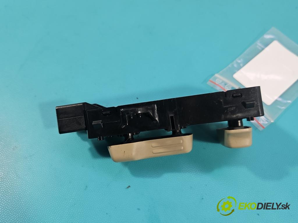 Nissan X-trail III T32 2013-2021 1.6 dci 131 hp automatic 96 kW 1598 cm3 5- Přepínač