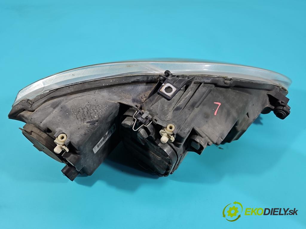 Seat Toledo III 2004-2009 2.0 tdi BKD 140 HP automatic 103 kW 1968 cm3 5- Reflektor: ľavý 5P1941005A (Kľučka dverí ostatné)