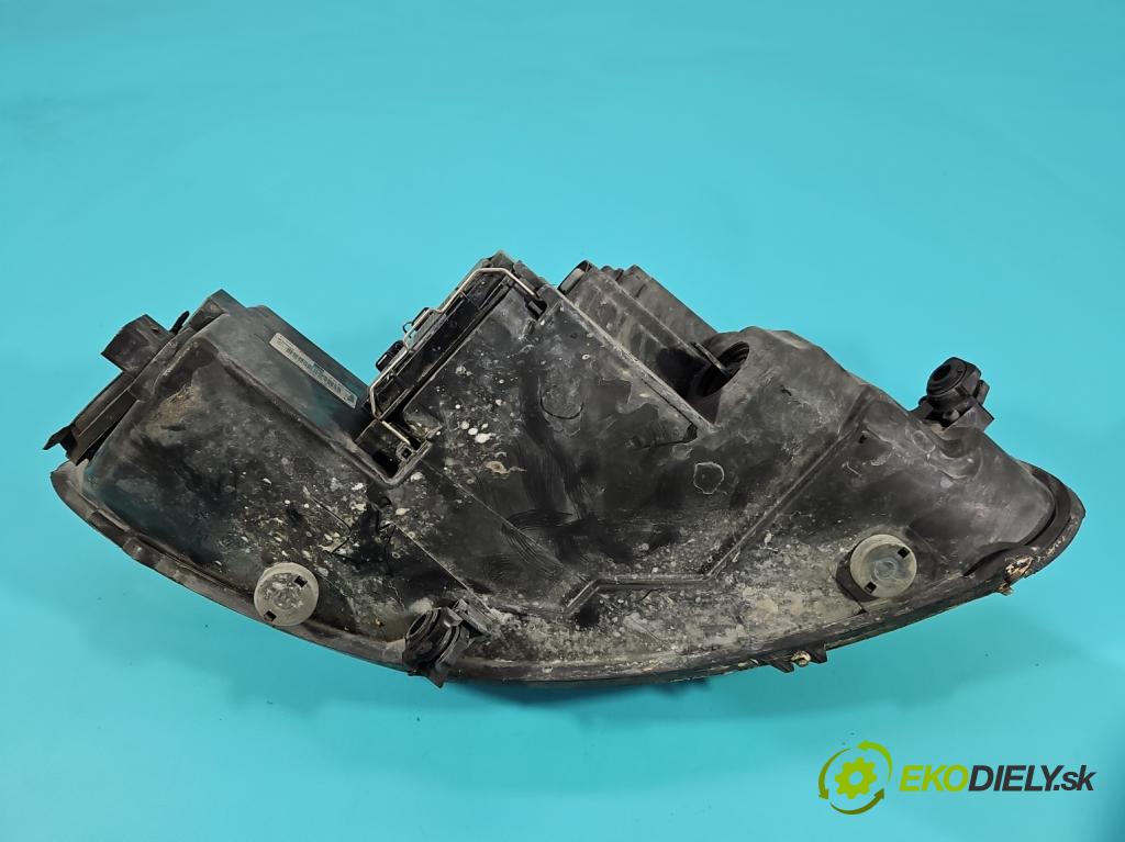 Seat Toledo III 2004-2009 2.0 tdi BKD 140 HP automatic 103 kW 1968 cm3 5- Reflektor: ľavý 5P1941005A (Kľučka dverí ostatné)
