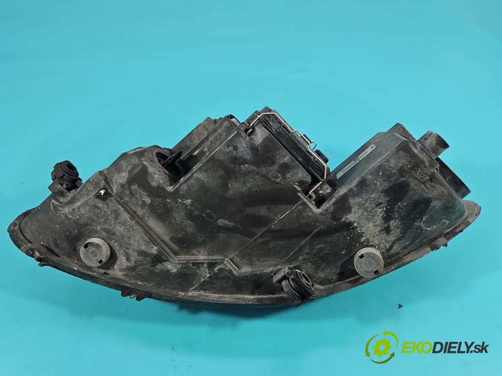 Seat Toledo III 2004-2009 2.0 tdi BKD 140 HP automatic 103 kW 1968 cm3 5- Reflektor: pravý 5P1941006A (Svetlo predné pravé)